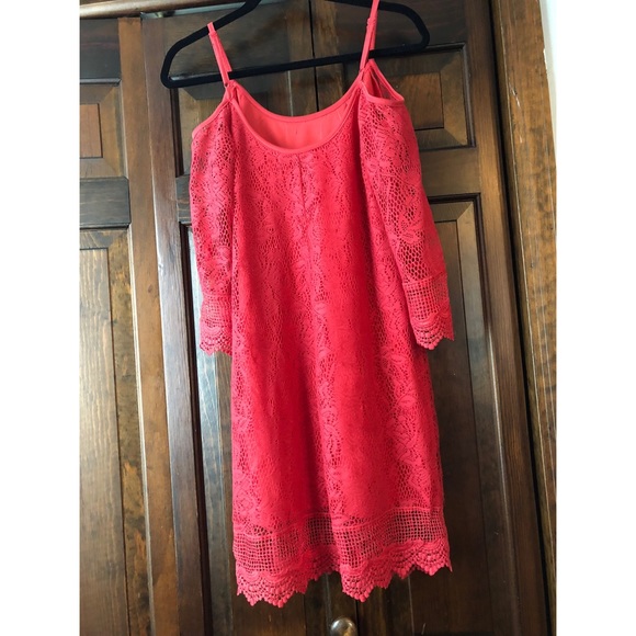 Coral open shoulder lace dress - Picture 2 of 5